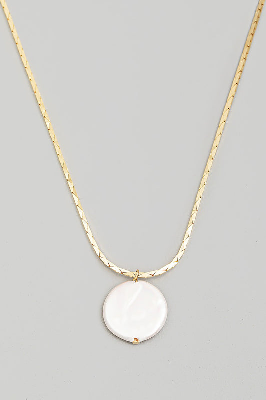 White Pearlised necklace